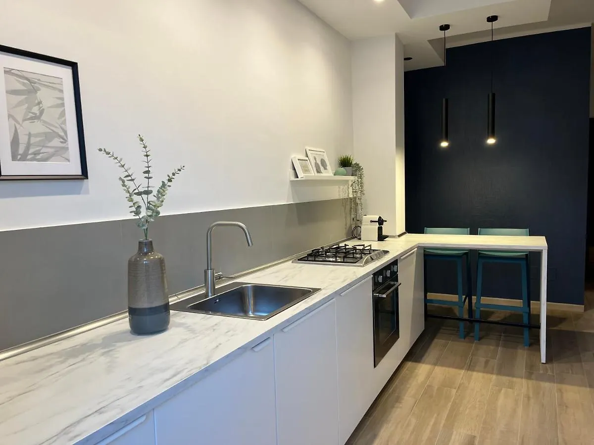 Luxury Studio 11 Bari 0*,